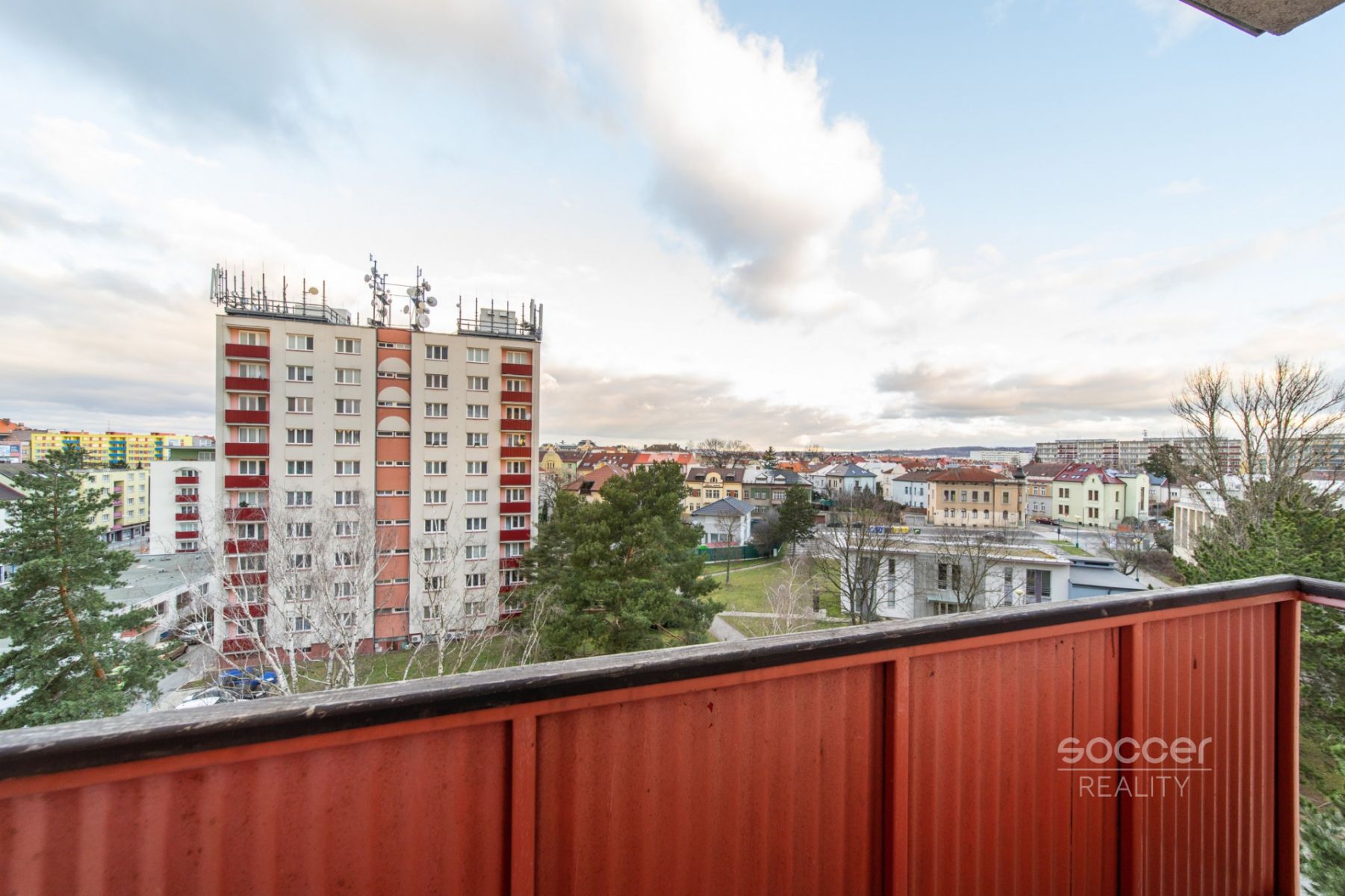 Příjemný a zařízený byt 3+1 s balkonem ve vyhledávané lokalitě., obrázek č. 1