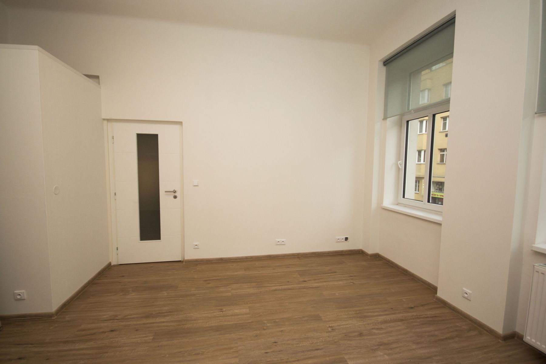 Pronájem krásného bytu 2+1, 41,5m2 + spací patro, Radlická, Praha 5, po rekonstrukci, obrázek č. 3