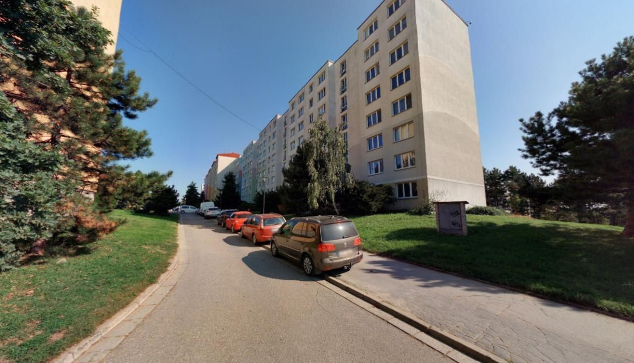 Prodej bytu 3+1 - Brno-Líšeň, ul. Hochmanova, obrázek č. 1