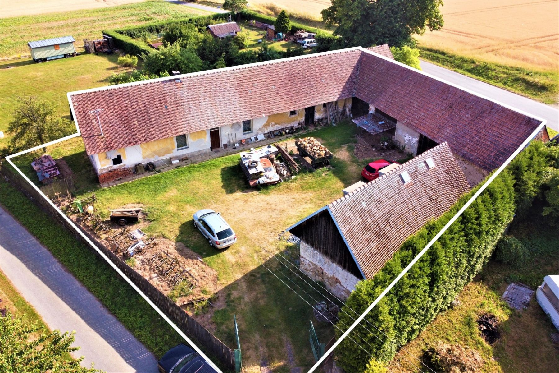 Prodej vesnického domu s pozemkem 1.654 m2 v obci Domamyšl, obrázek č. 3