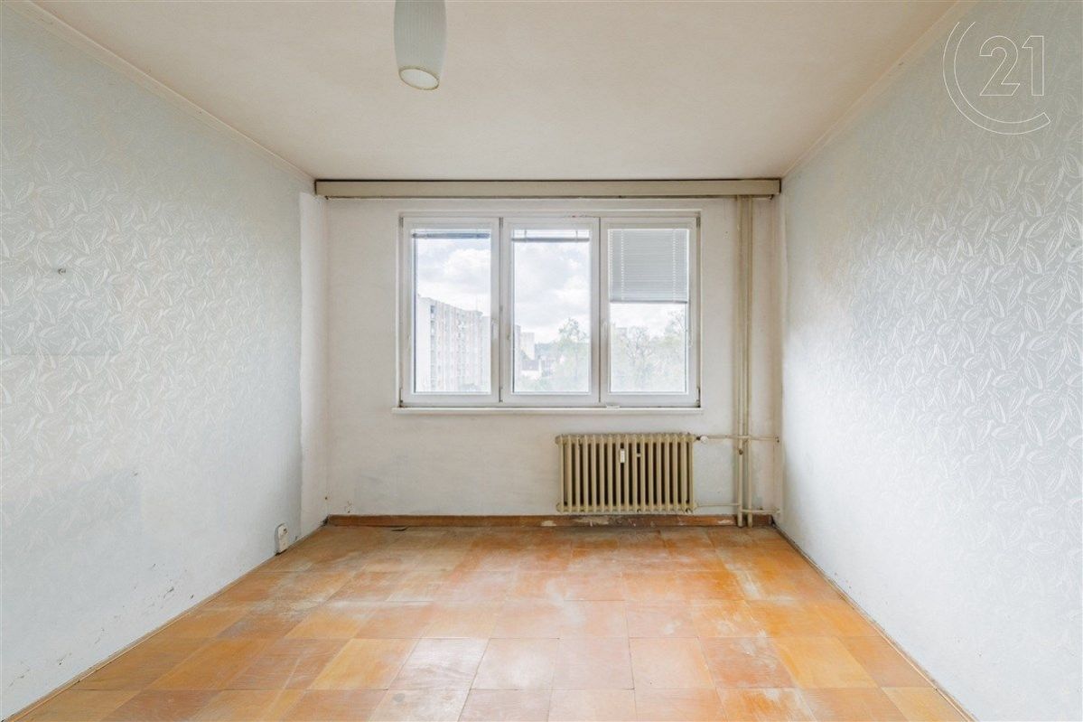 Prodej bytu 3+1 o 64 m v Táboře - Pražské sídliště, ul. Petrohradská, obrázek č. 3