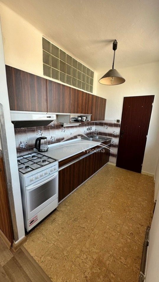 Pěkný zděný byt 3+kk s garáží Golčův Jeníkov, obrázek č. 2
