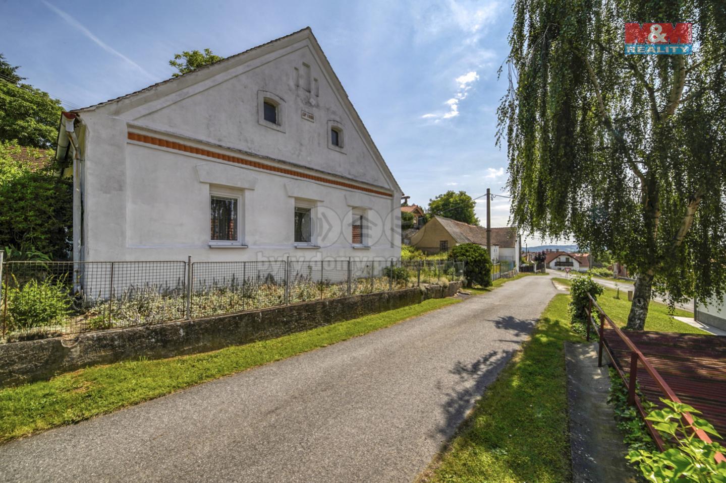 Prodej rodinného domu, 180 m, Břežany, obrázek č. 2