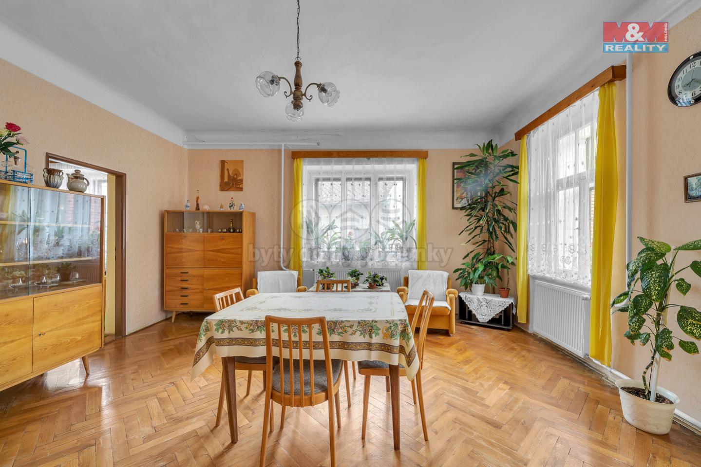 Prodej bytu 3+kk, 121 m, Častolovice, ul. Husova, obrázek č. 1