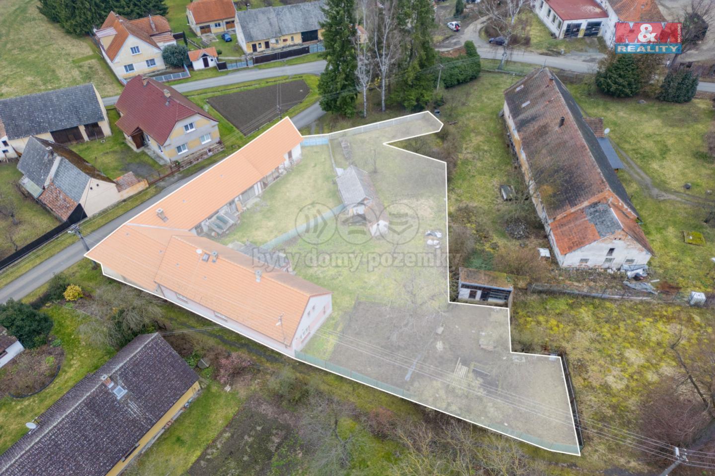 Prodej rodinného domu s dílnou, 283 m, Kbel - Malinec, obrázek č. 2