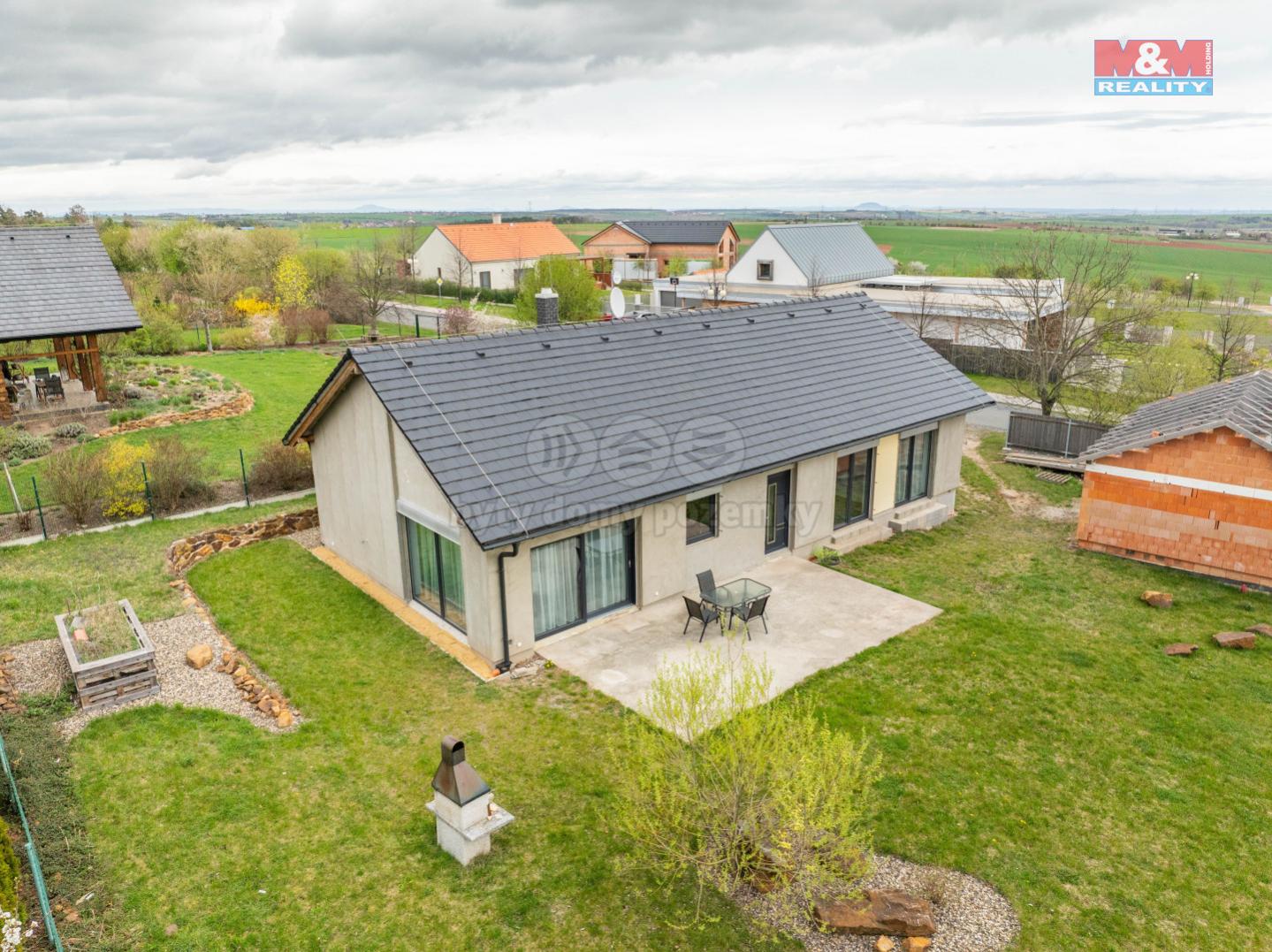 Prodej rodinného domu 137 m, pozemek 1245 m Zichovec, obrázek č. 1