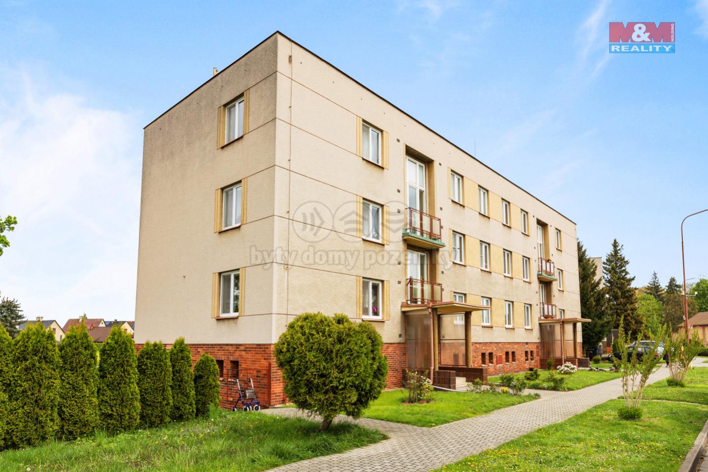 Prodej bytu 3+1 s garáží, 68 m, Černožice, ul. Gen. Svobody, obrázek č. 1