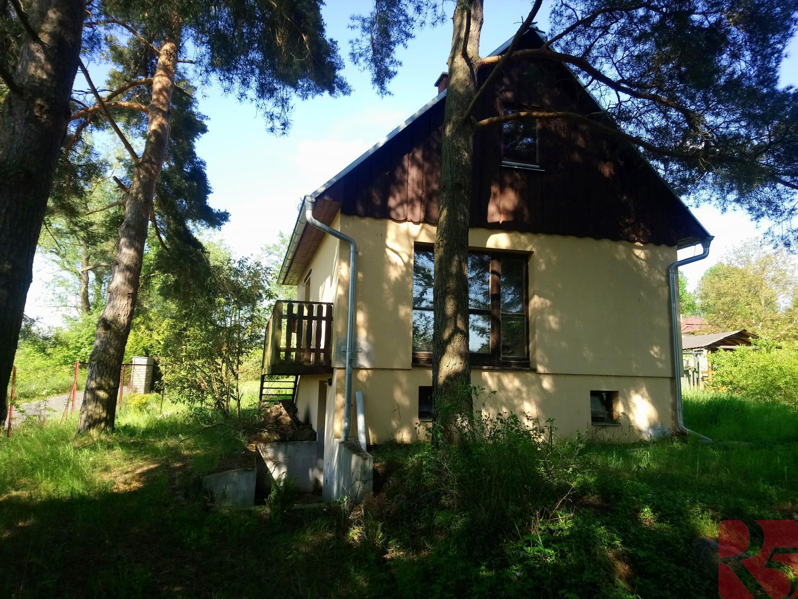 Útulná chata o velikosti 46 m2, zahrada 461 m2, Nové Mitrovice, obrázek č. 1