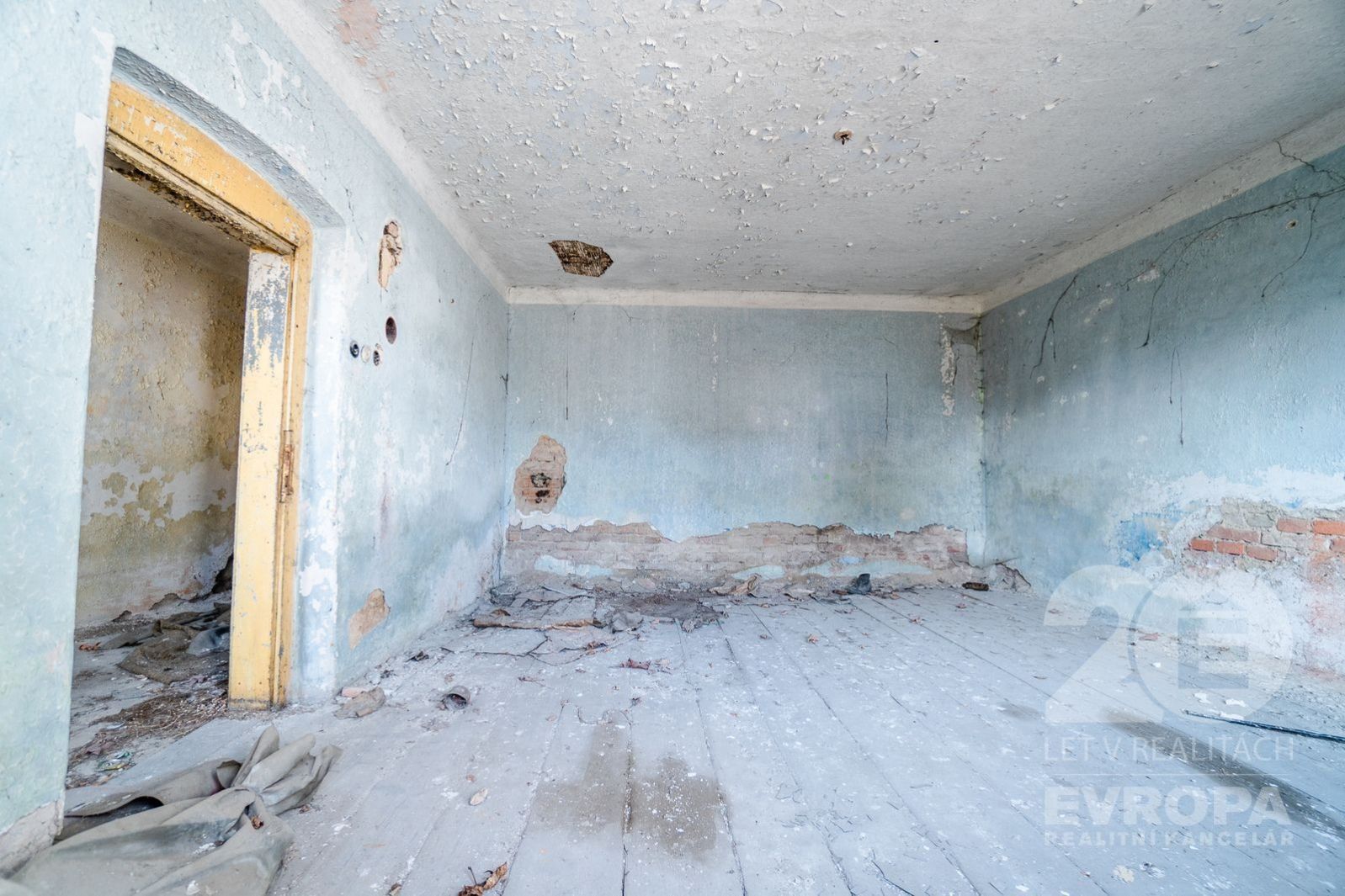 Prodej domu k demolici s pozemkem 909 m2 v obci Nové Dvory u Kutné Hory, obrázek č.8