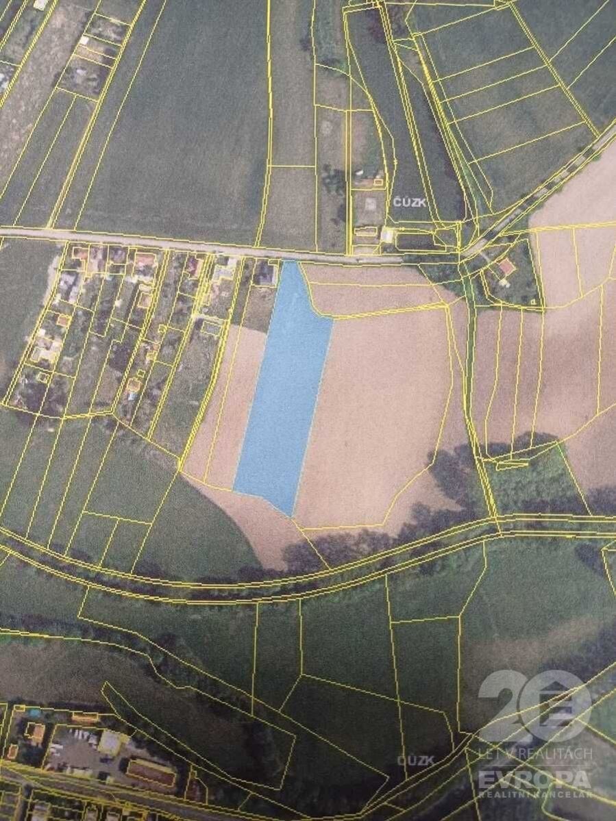 Prodej pozemku v Třebechovicích pod Orebem k budoucí výstavbě o velikosti 11.517m2, obrázek č. 2
