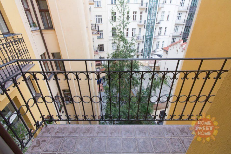 Praha, jedinečný luxusní zařízený byt 5+1 k pronájmu, po rekonstrukci, 184m2, balkon, Široká ulice,, obrázek č.6