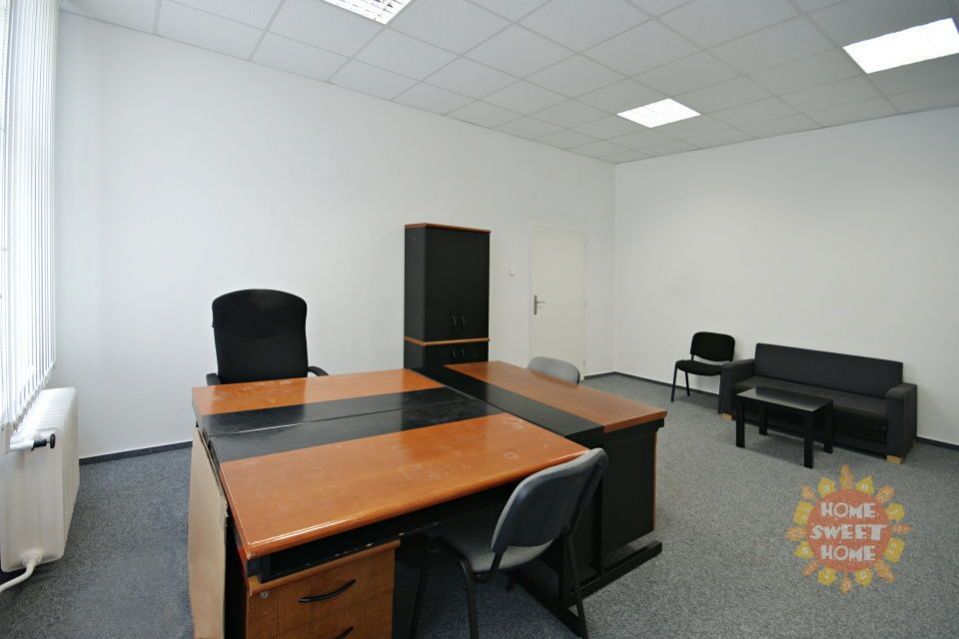 Nezařízené kancelářské prostory k pronájmu (28m2), ulice Opletalova., obrázek č. 3