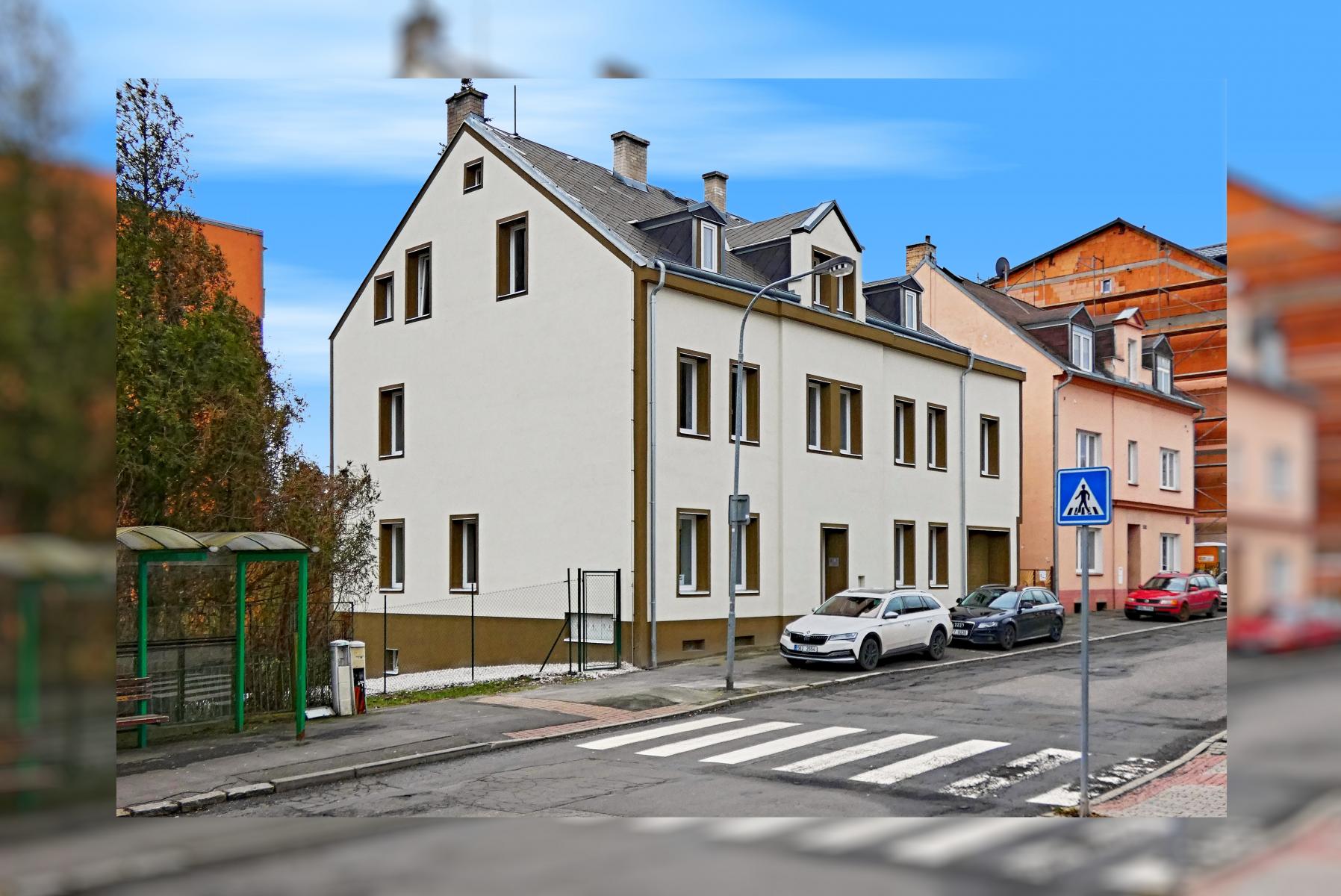 Prodej bytu 2+1, Karlovy Vary, obrázek č. 1