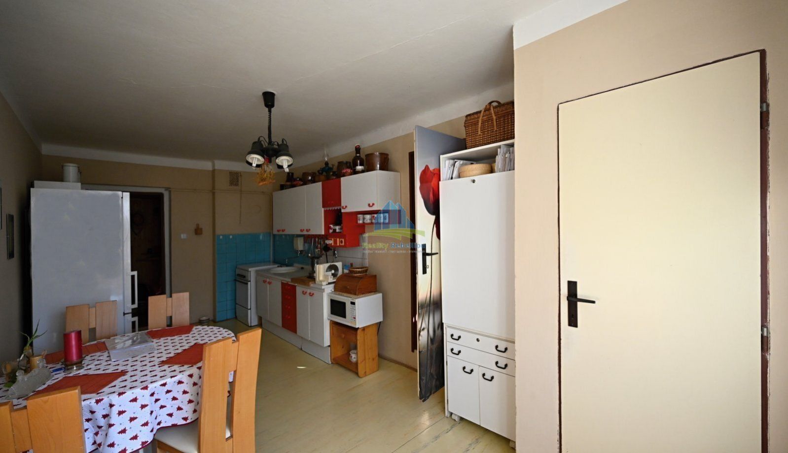 Prostorný a slunný  byt(cca 110m)  s vybavením ve Františkových Lázních na prodej, obrázek č. 2