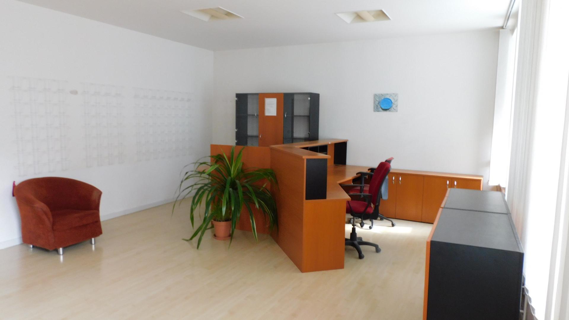 Pronájem kancelářských prostor - Brno - Maloměřice - Hádecká - 42 m2, obrázek č. 3