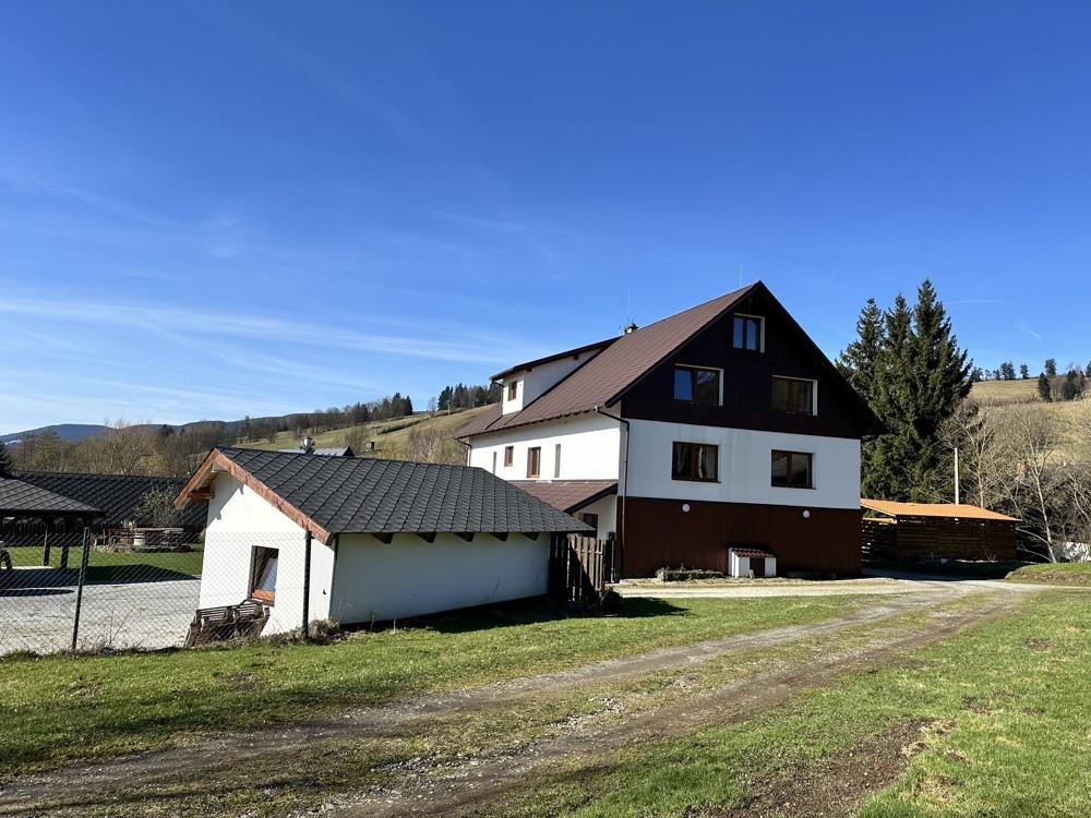 Prodej ubytovacího zařízení - Staré Město - Kunčice - okres Šumperk - CP 1.459 m2, obrázek č. 3