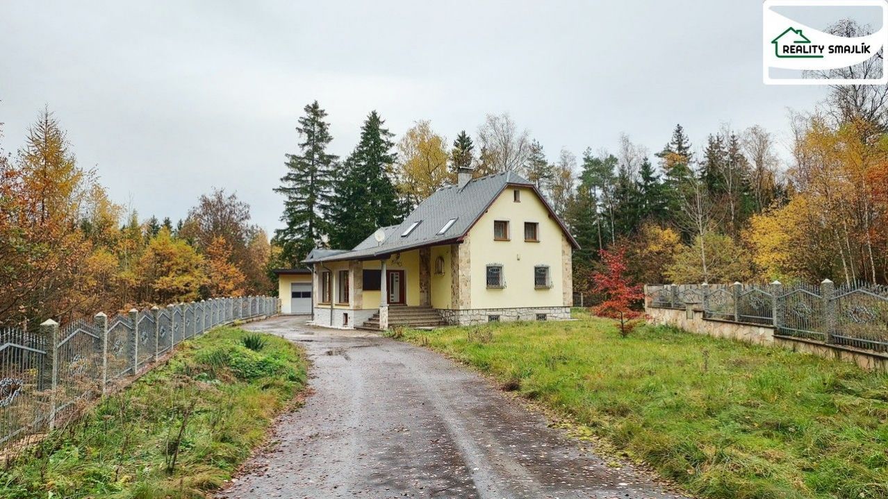 Rodinný dům, 4-garáž, pozemek 1839 m2, Plesná, obrázek č. 1