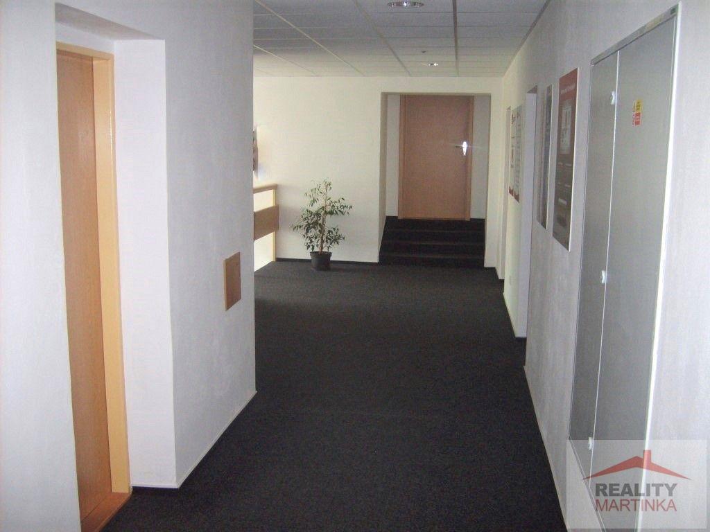 Pronájem kanceláře 28 m2, Valašské Meziříčí, ul. Hranická, obrázek č. 2
