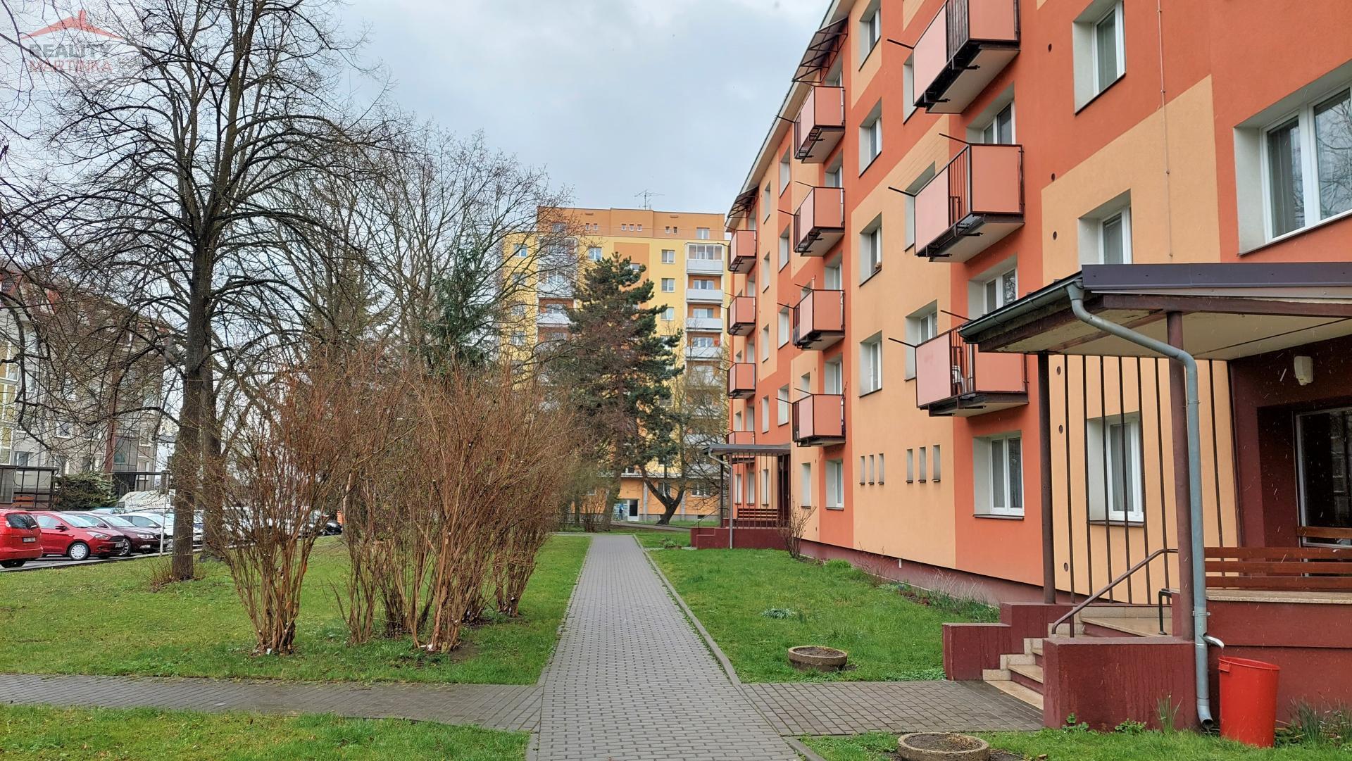 Pronájem bytu 2+1 s balkónem, Valašské Meziříčí, ul. Zašovská, obrázek č. 2