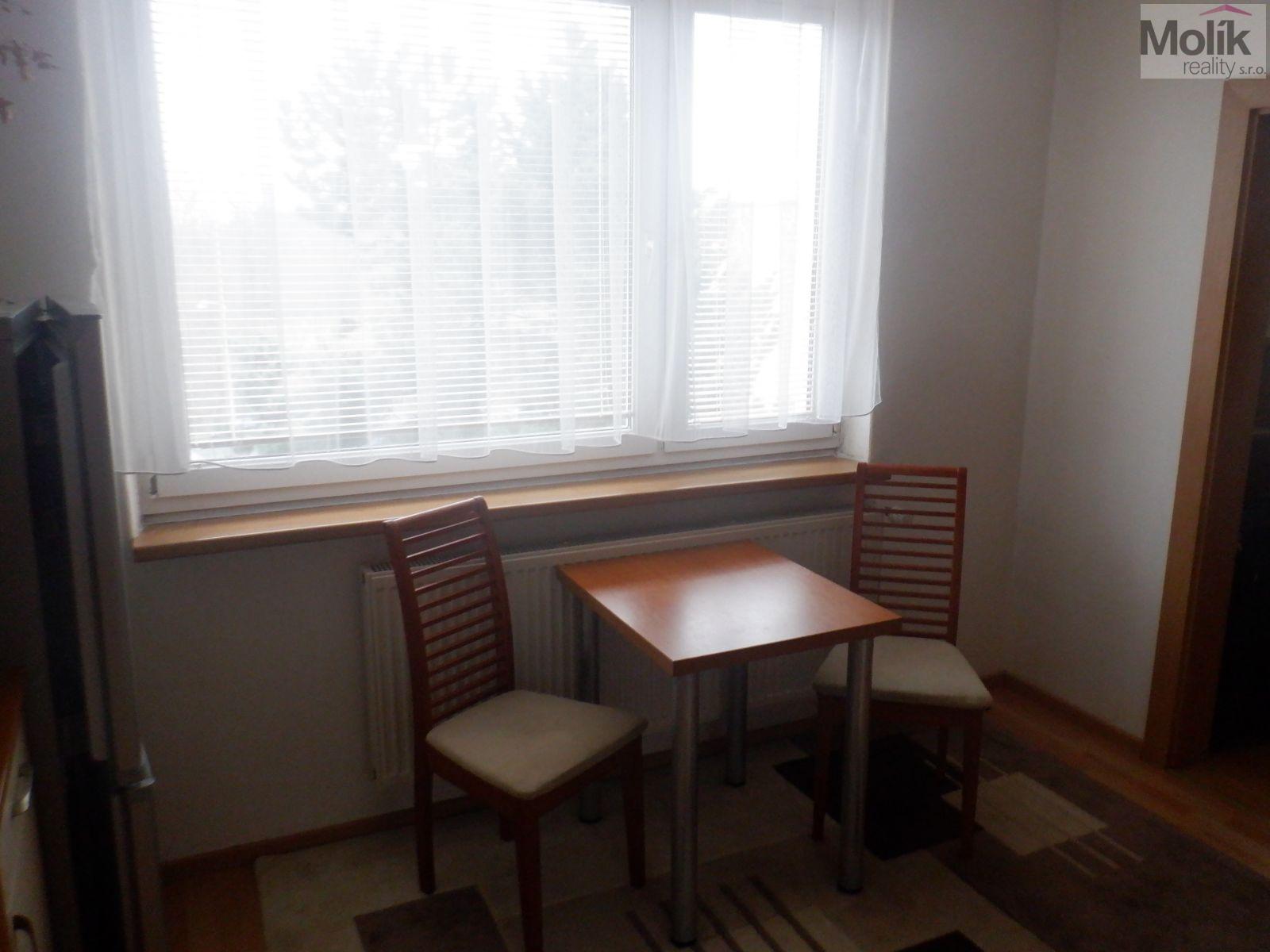 Prodej zcela zrekonstruovaný byt 1+1, zděné jádro, balkon, plocha 40 m2, Chomutov, Hutnická, obrázek č. 3