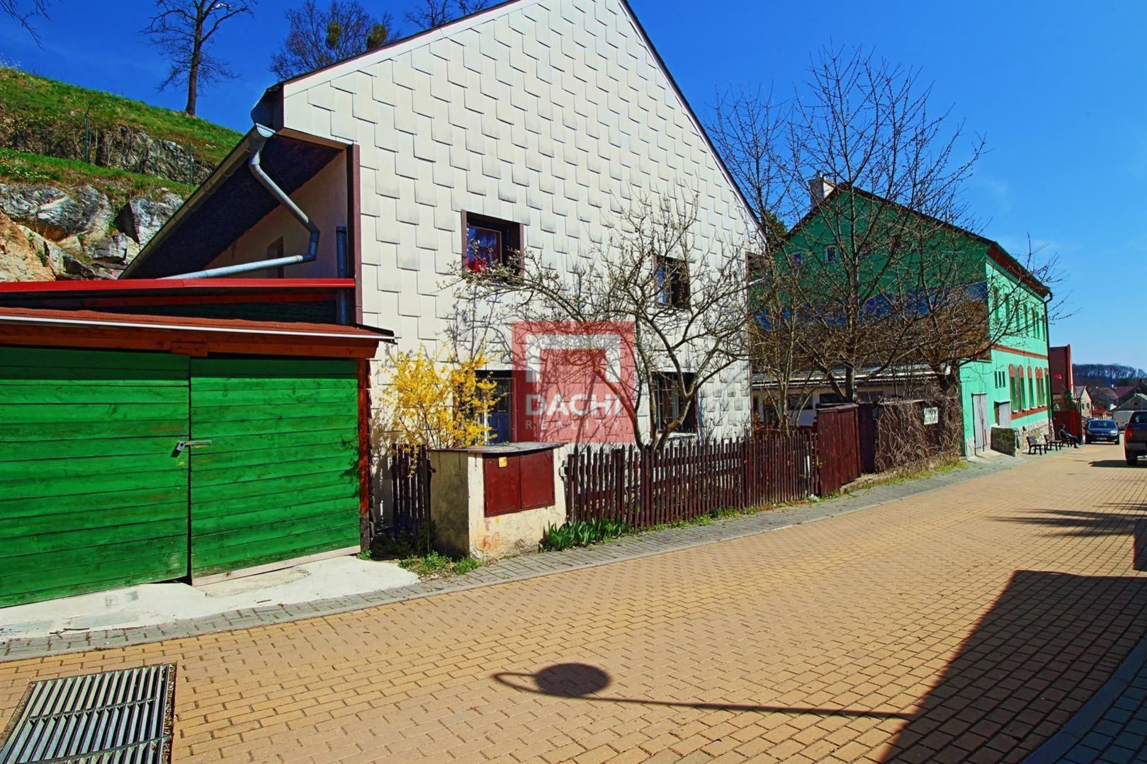 Výhradní prodej penzionu se zahradní restaurací a luxusním bytem 5+1 v obci Mladeč, obrázek č. 1