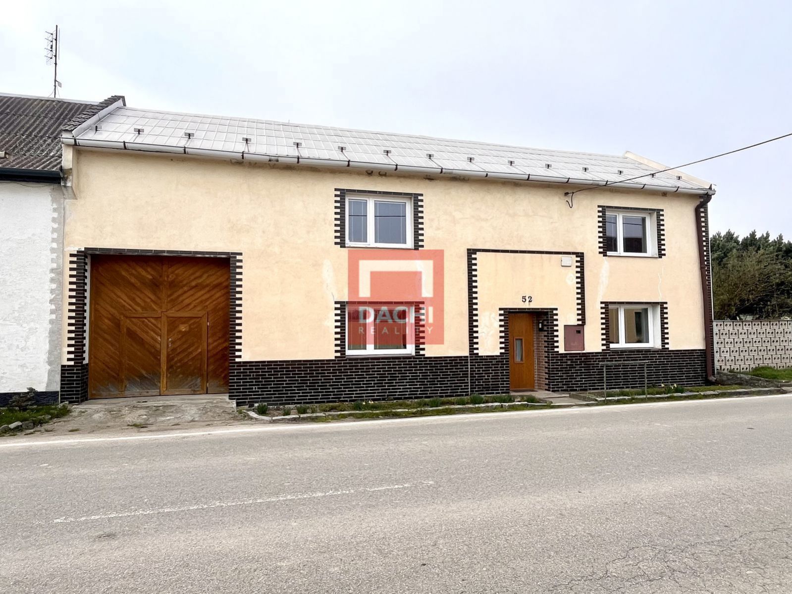 Prodej rodinného patrového domu 4+1, výměra parcely 429m2, Střeň, okres Olomouc, obrázek č. 1