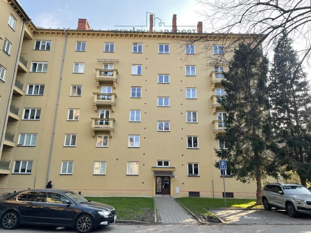 Pronájem bytu 1+1 39m2 Dvorní Ostrava - Poruba, obrázek č. 1