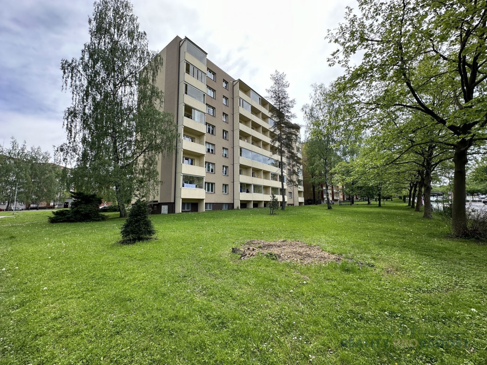 Prodej bytu 1+1 + lodžie v Třinci,ul.Štefáníková, obrázek č. 1