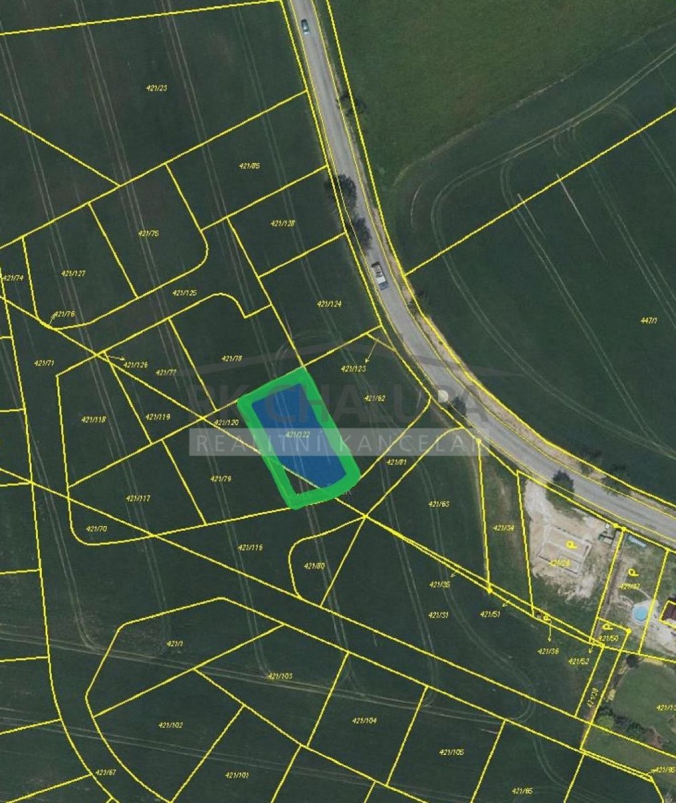Prodej stavebního pozemku na kraji obce Hosín, výměra 774 m2, obrázek č. 2