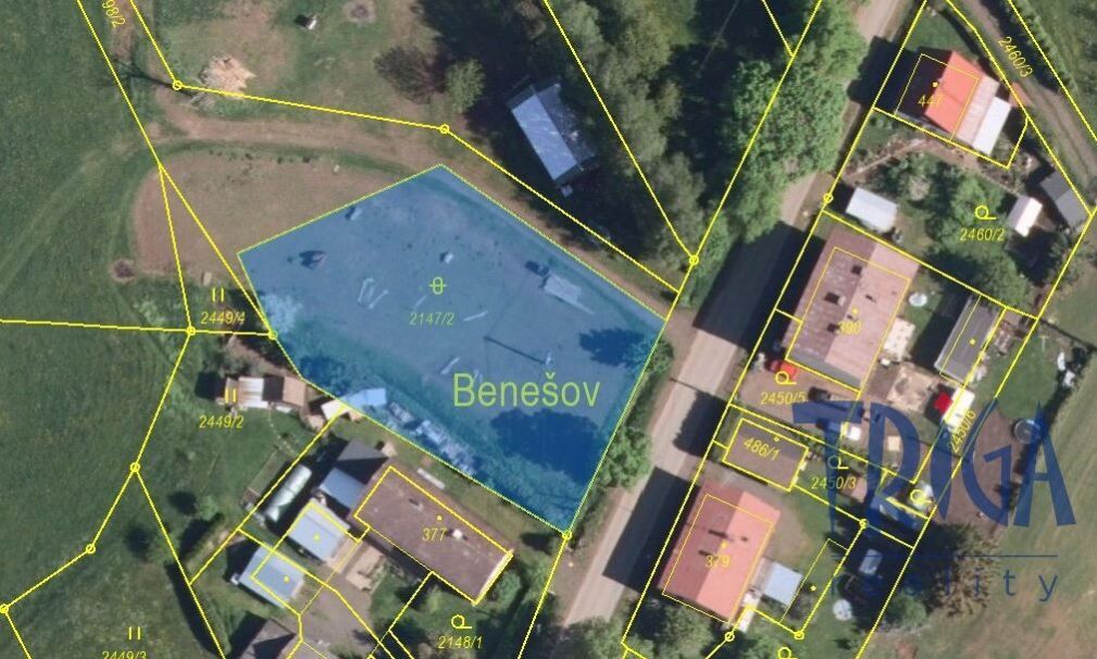 Benešov u Broumova - stavební pozemek o výměře 1386 m2, obrázek č. 1