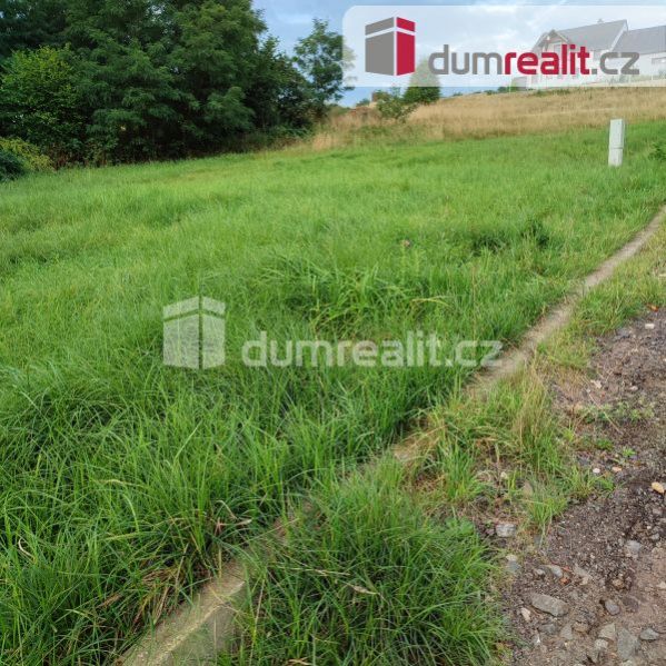 Prodej pozemku určeného k výstavbě RD včetně podílu na příjezdové cestě, ul. Lomená, Děčín - Chmelni, obrázek č. 1