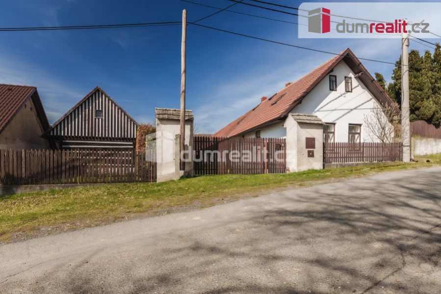 Prodej venkovského stavení Loket - Němčice u Dolních Kralovic, okr. Benešov, obrázek č. 1