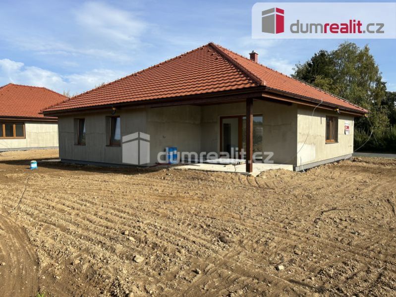 Prodej novostavby rodinného domu ve fázi hrubé stavby v obci Keblov, okres Benešov, obrázek č. 2