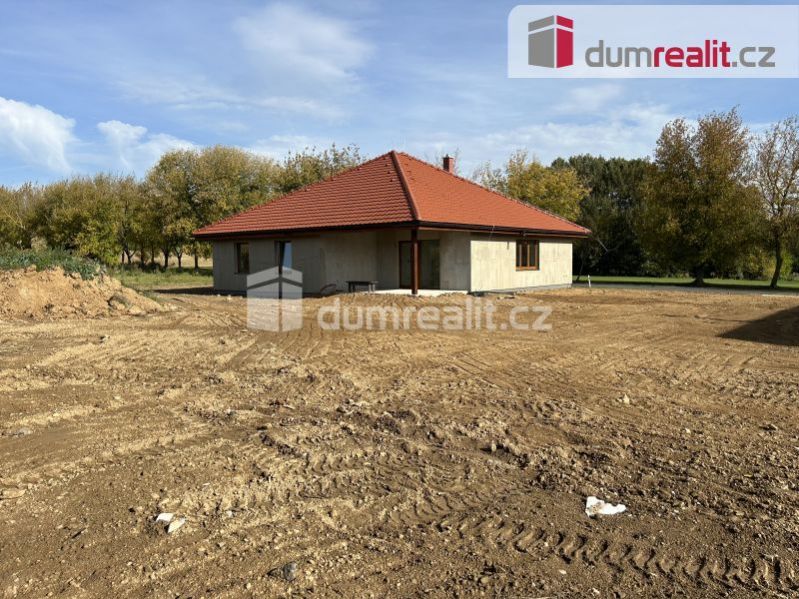 Prodej novostavby rodinného domu ve fázi hrubé stavby v obci Keblov, okres Benešov, obrázek č. 3
