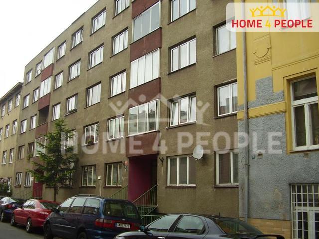 Prodej nebytových prostor na Praze 5,kanceláře 840m2, obrázek č. 2