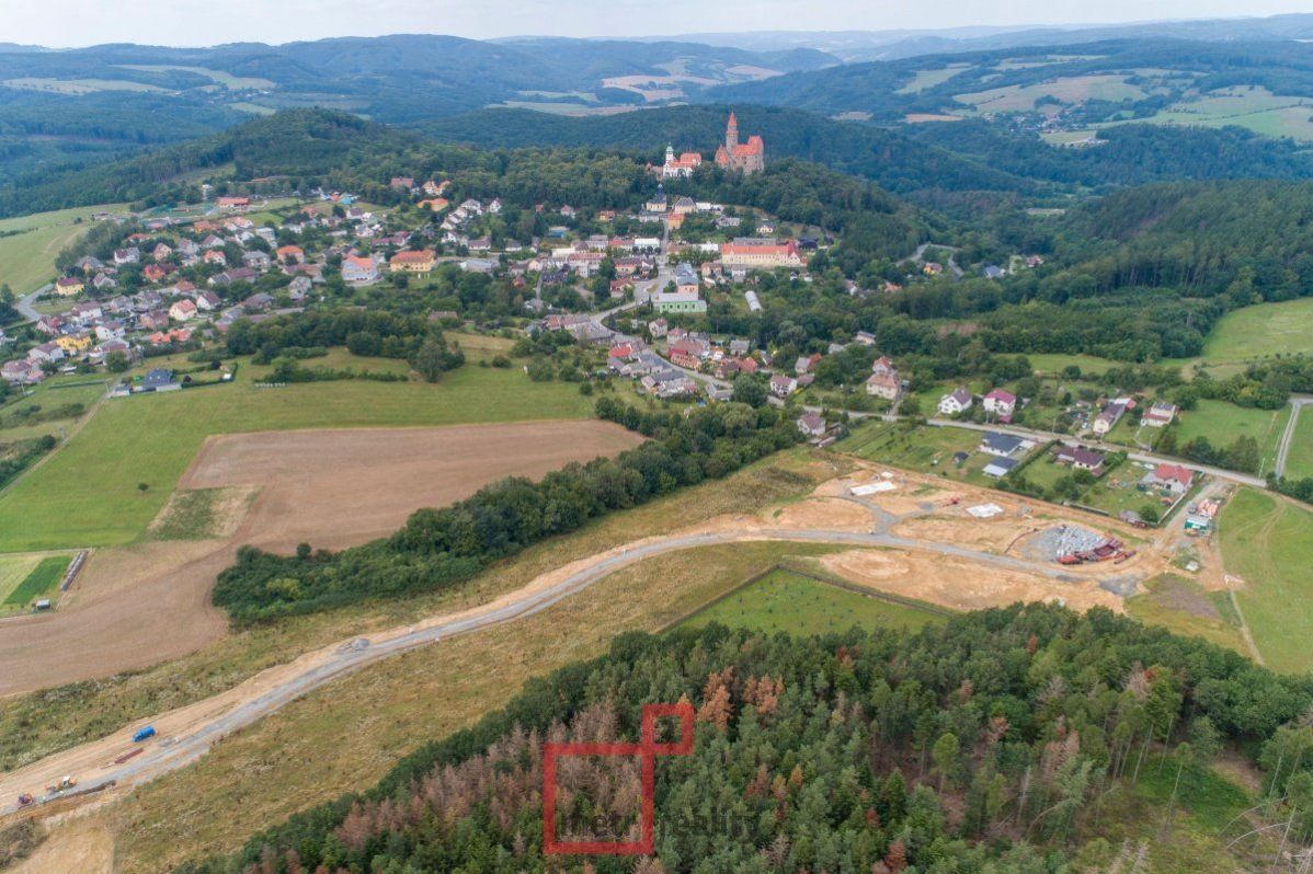Prodej stavební parcely SO13 / Bouzov, obrázek č. 1