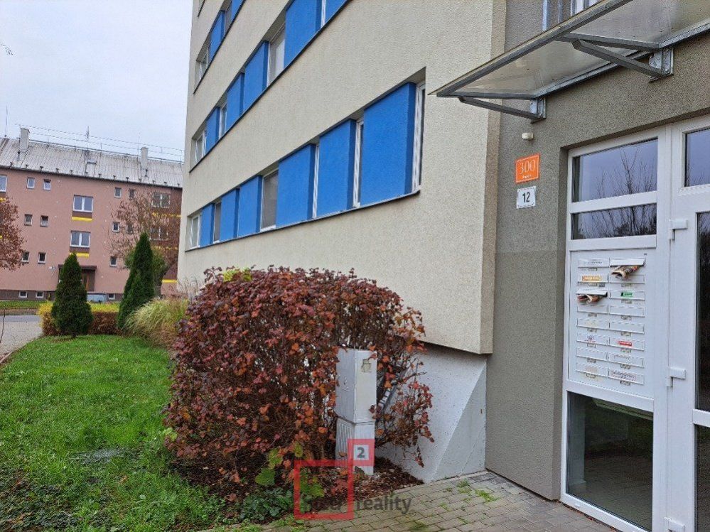 Pronájem, garážové parkovací stání,  Olomouc - Gen. Píky, obrázek č. 2