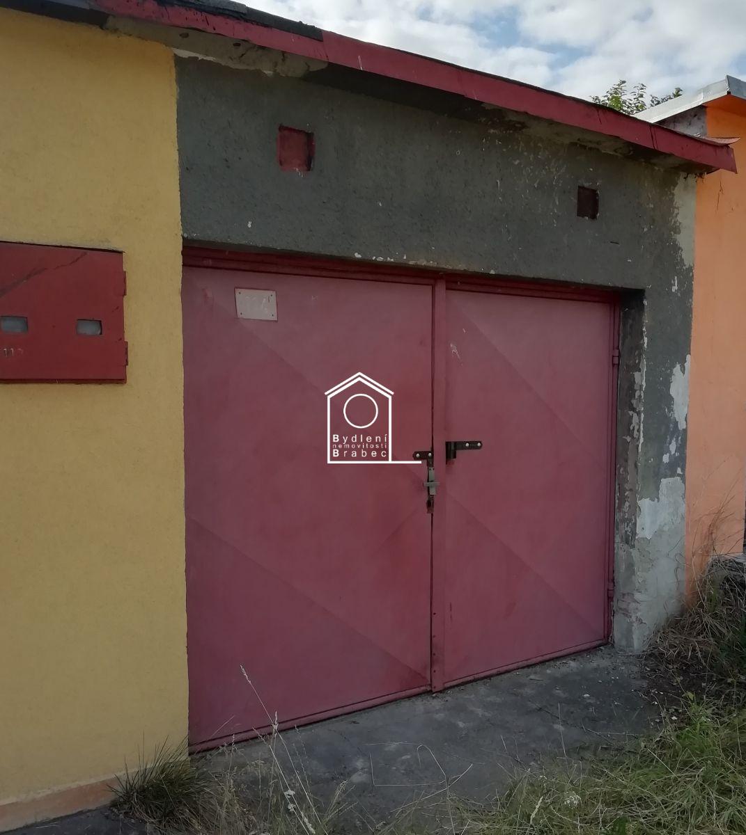 Nabízíme k prodeji řadovou garáž v České Lípě, obrázek č. 1