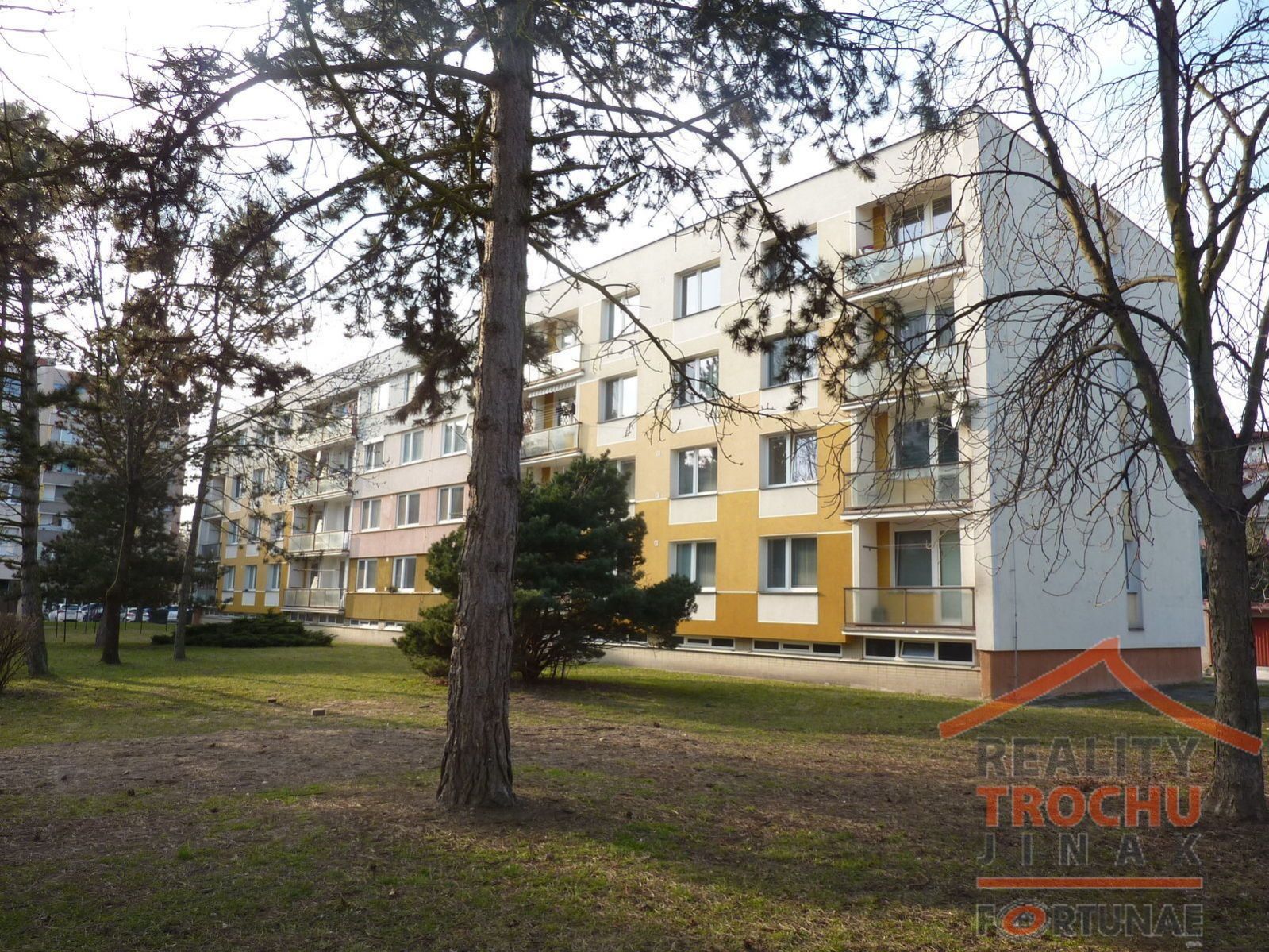 Pronájem zrekonstruovaného bytu 1+1 - Hradec Králové  Malšovice, obrázek č. 1