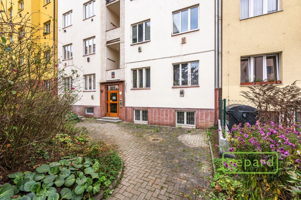 Prodej bytu, 39 m2, Praha - Břevnov, obrázek č. 2