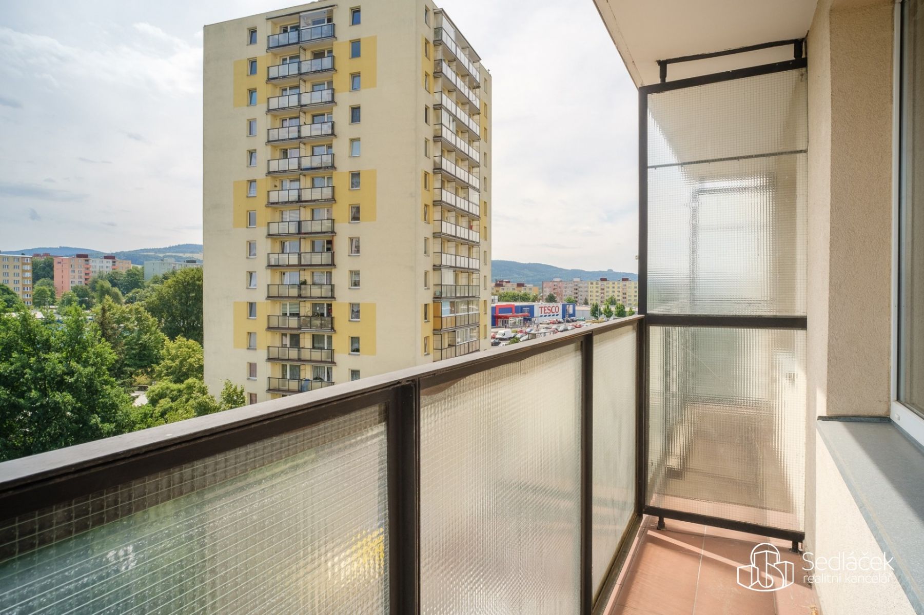 Byt 2+1 v Sokolově, ul. Marie Majerové, se dvěma balkony, obrázek č.11