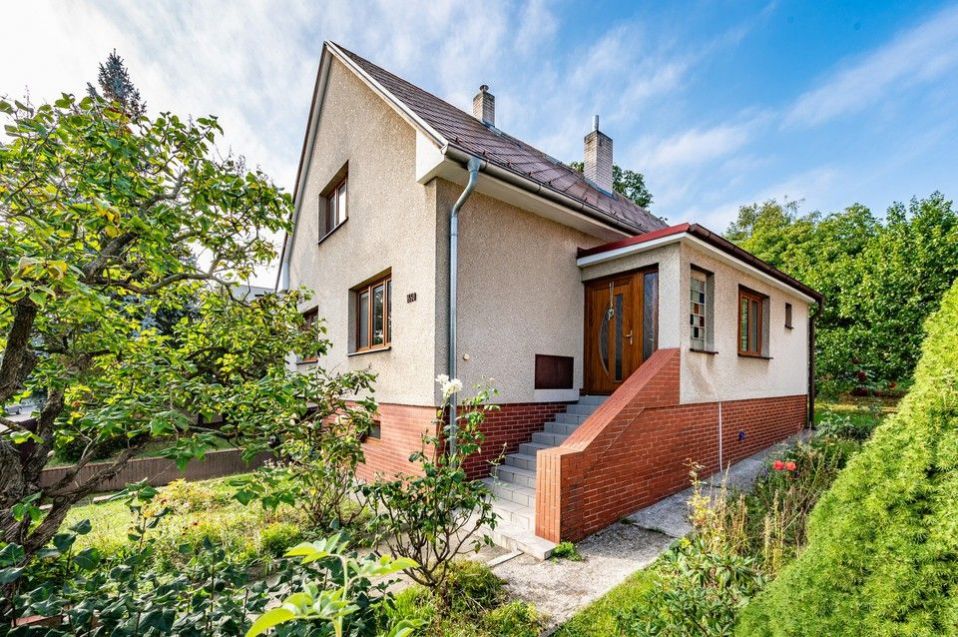 Prodej rodinného domu, 5+1, 174m2, pozemek 619m2, Chelčického, Roztoky, obrázek č. 1