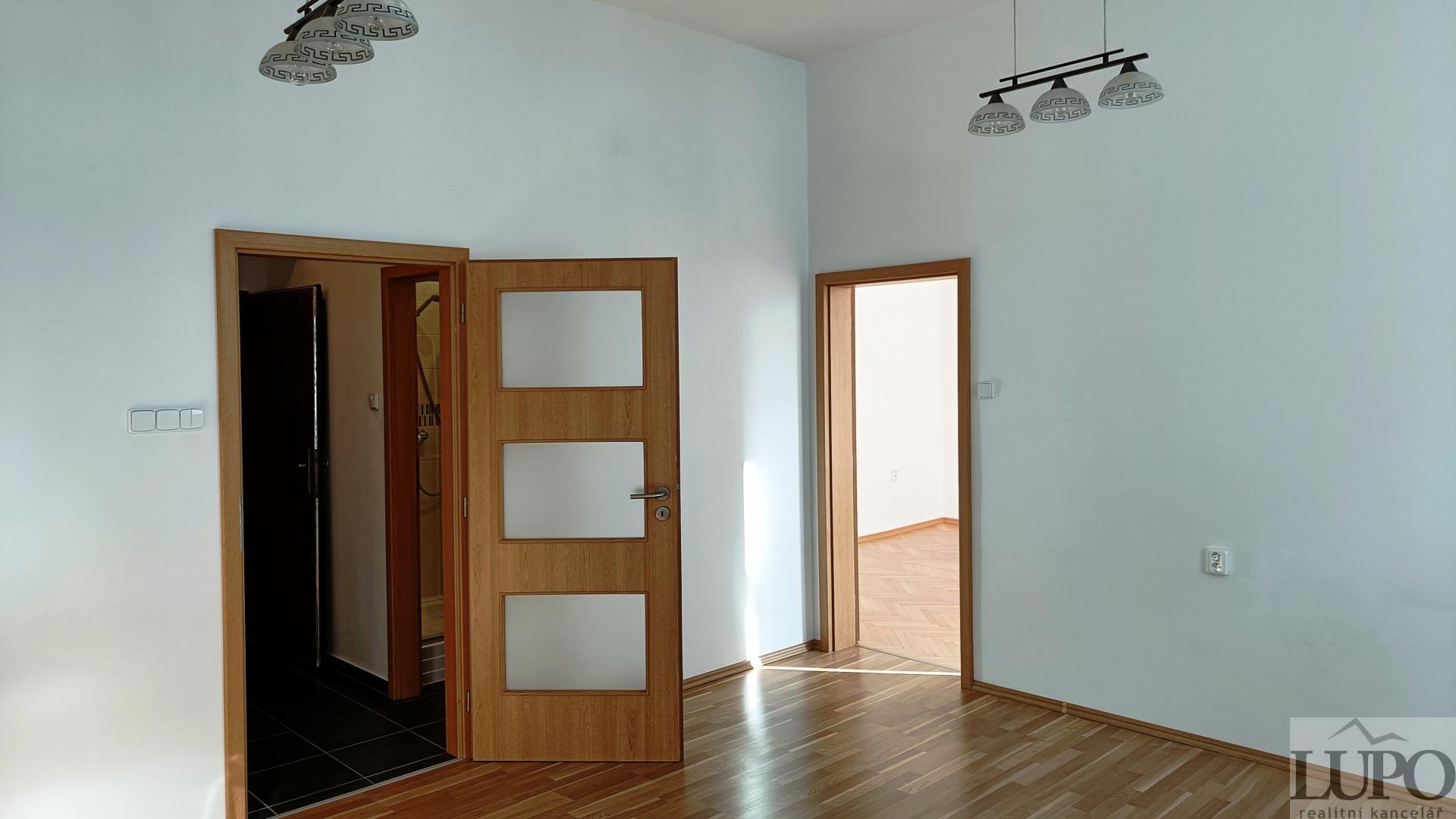 Krásný světlý byt 2+kk, 52m2, OV, po kompletní rekonstrukci, výtah, Praha 2, ul. Pod Slovany., obrázek č.13