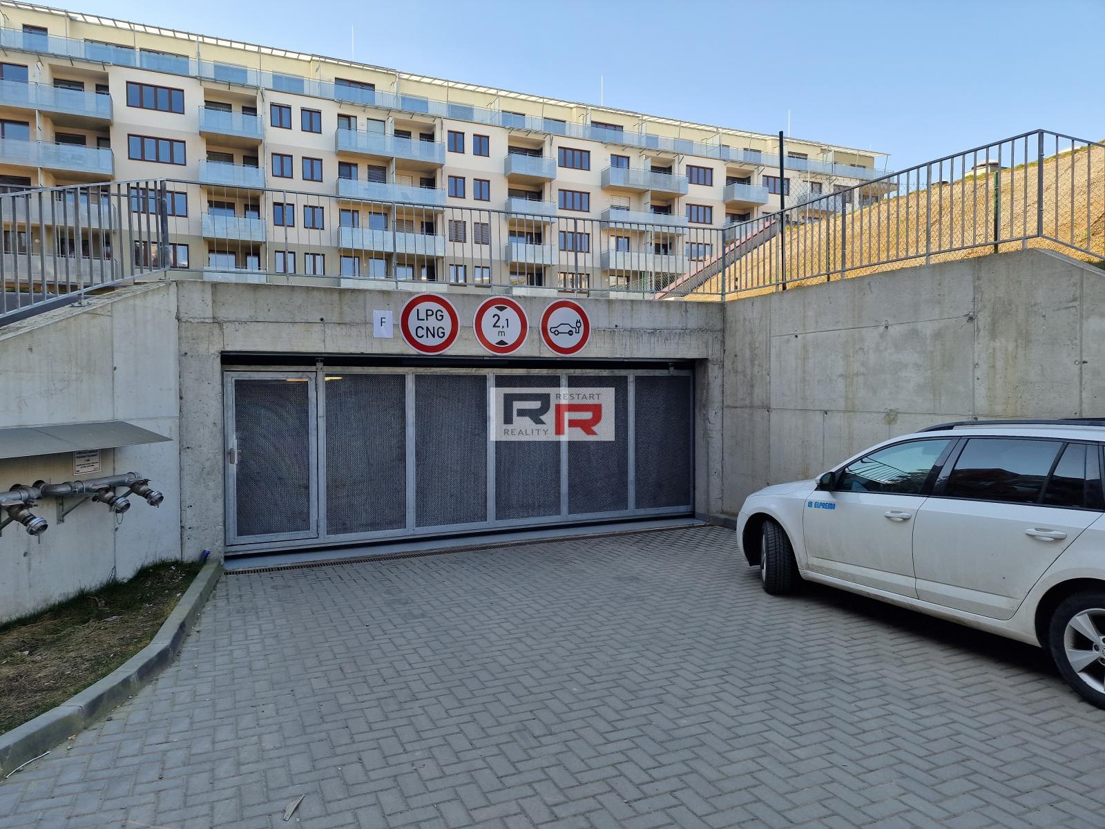 Pronájem garážového stání v Olomouci - ul. Šantova, obrázek č. 1