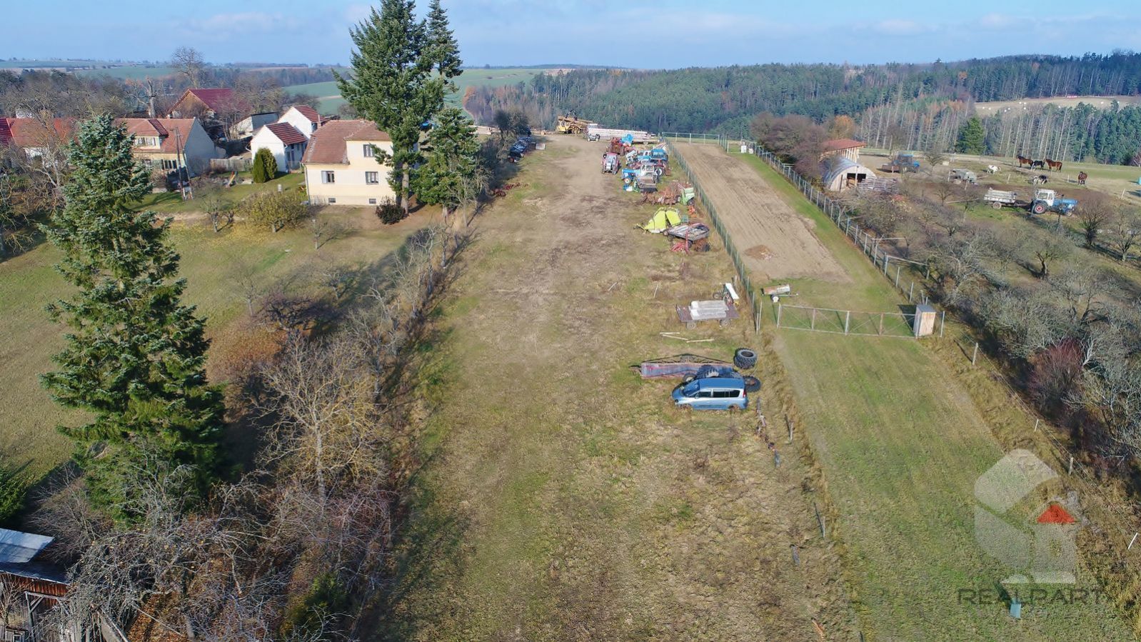 Nabízíme na prodej stavební pozemek o výměře 1744 m2 v obci Přibyslavice - část Radoškov., obrázek č. 1