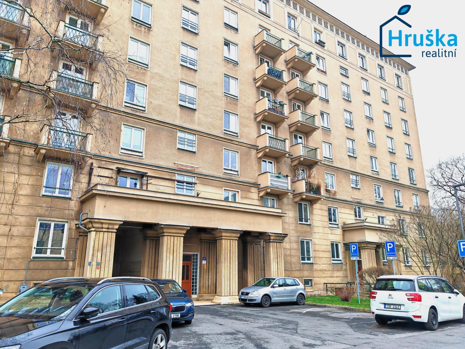 Prodej bytu 3+1, 64 m2 s balkonem ul. Čs. exilu, Ostrava-Poruba, obrázek č. 1