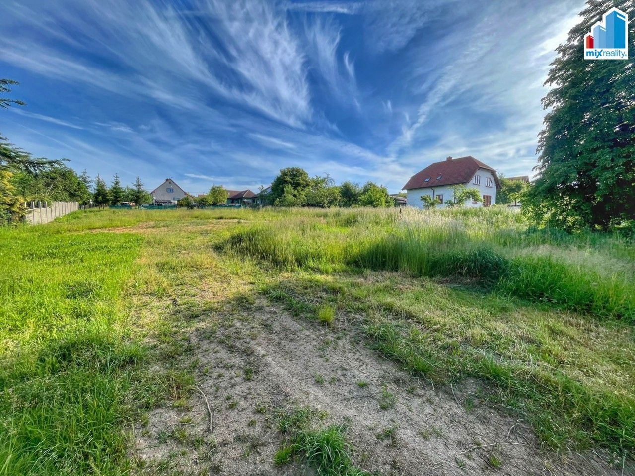 Prodej - Stavební pozemek o velikosti 810 m2 v obci Starý Plzenec - Sedlec, obrázek č. 2