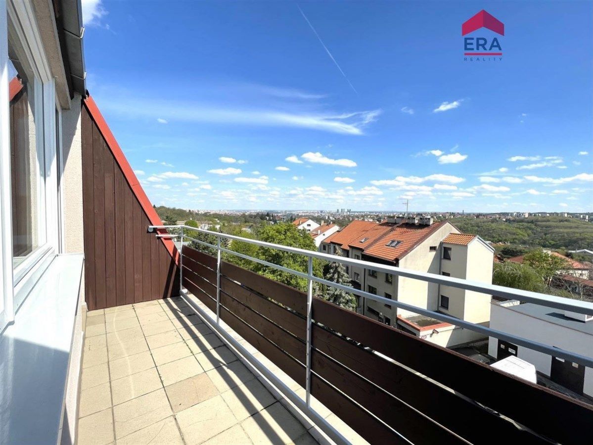 Pronájem mezonetového bytu 3+kk s balkonem (75 m2), ul. Nad Palatou, Praha 5 - Smíchov, obrázek č. 3