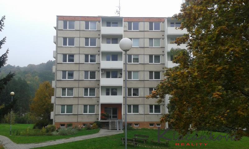 Prodej bytu 3+1 /OV/, 76 m2 Zlín - Jílová