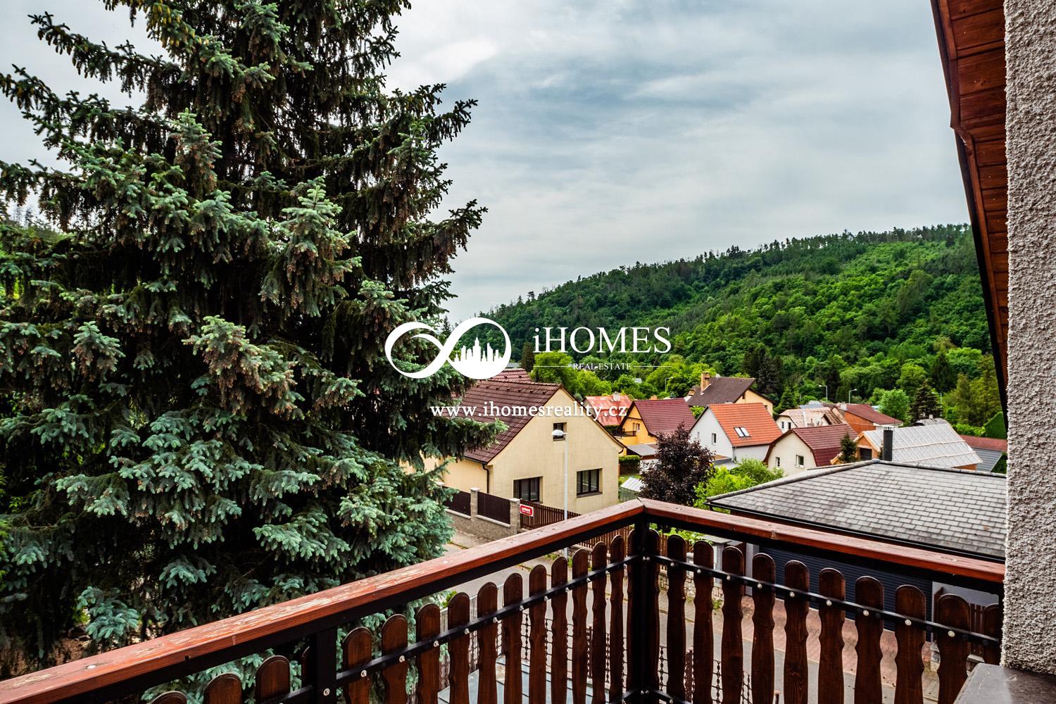 www.ihomesreality.cz výhradně Vám zprostředkuje  na prodej rodinný dům  k bydlení ve špičkové lokali, obrázek č.55